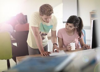 Jak dorobić do pensji