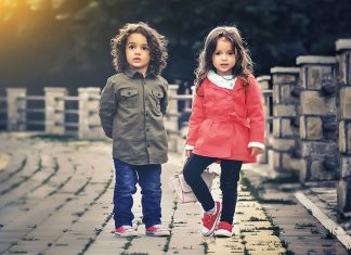 Konta oszczędnościowe dla dzieci - kiedy warto o nich pomyśleć?