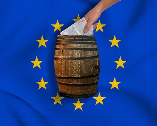 Ile powinno się odkładać z pensji?