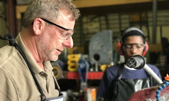 Ile kosztuje Mentor?