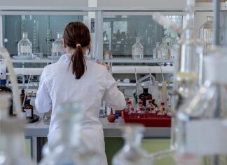 Co zalicza się do chemii nieorganicznej?