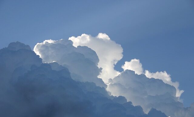 Jak działa chmura w komputerze?