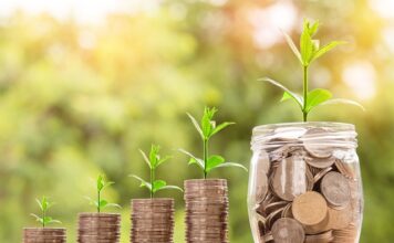 Czym różni się dług publiczny od deficytu budżetowego?