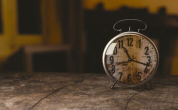 Jak policzyć liczbę znaków w Wordzie?