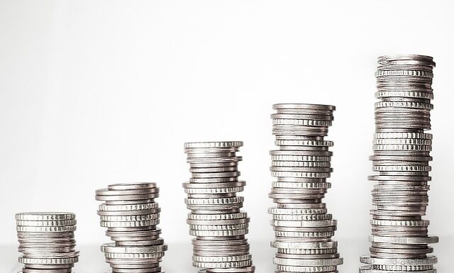 Ile trzeba mieć pieniędzy żeby żyć z odsetek? Ile trzeba mieć pieniędzy żeby żyć z odsetek?